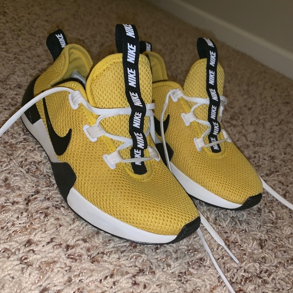 nike ashin modern yellow